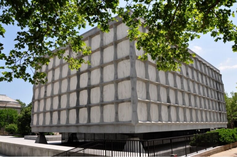 yale-beinecke-rare-book-library