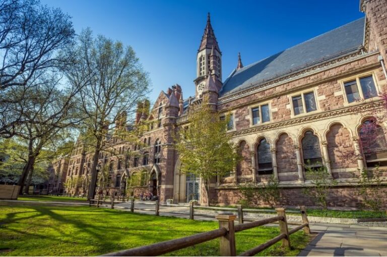 yale-university-building-2