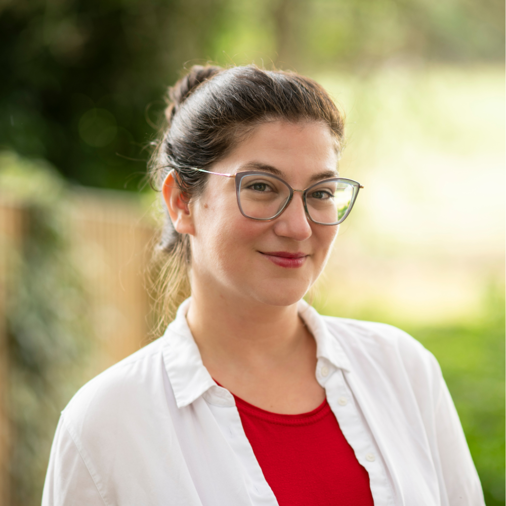 Headshot of faculty Charlotte Oertel
