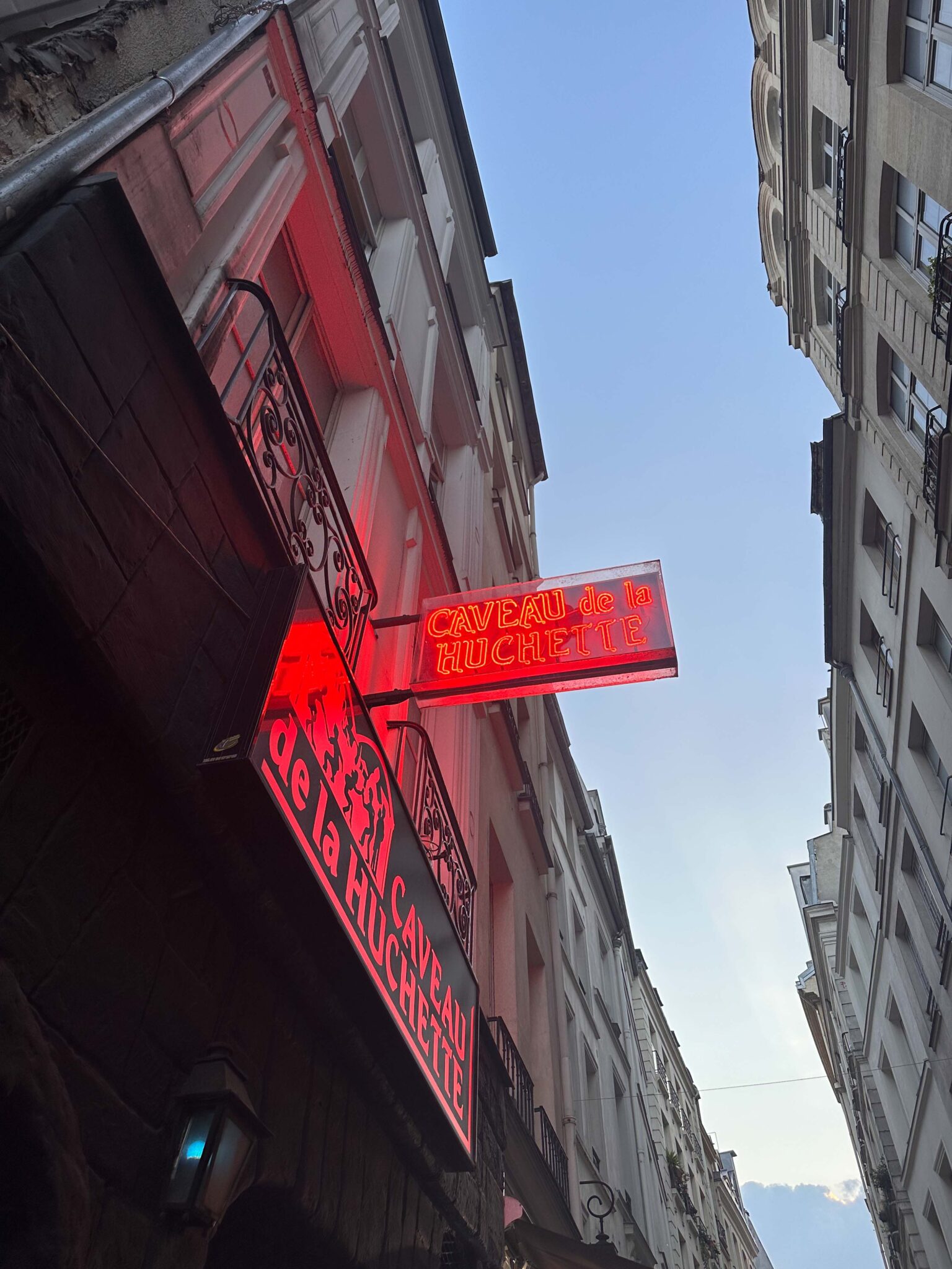 Image of jazz club sign in Paris