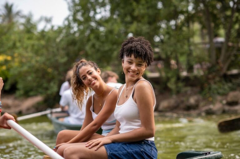 oa-students-boating-barcelona-lanigan